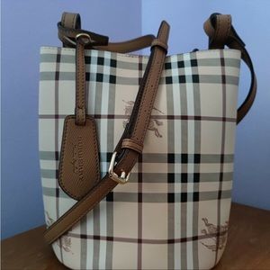 Really nice dupe bag .